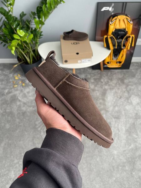 UGG Classic Micro Chocolate 2062 фото