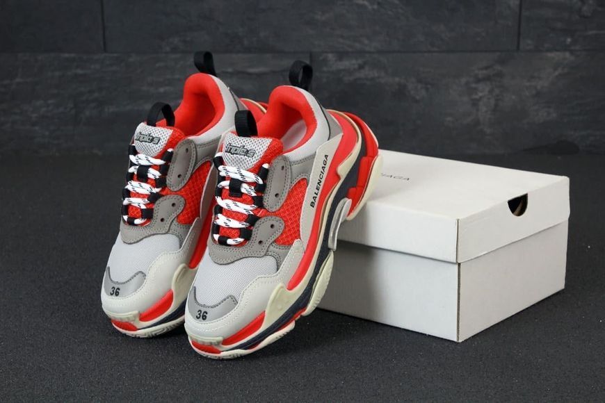 Кросівки Balenciaga Triple-S Clear Sole Sneaker ALL03334 фото