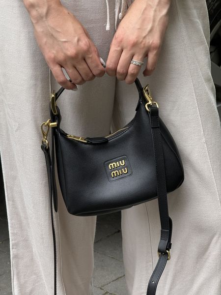 Сумкa Miu Miu Leather Hobo 99509 фото