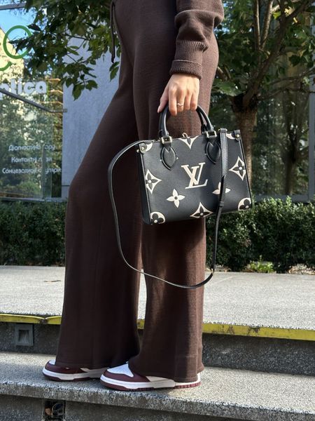 Сумка Louis Vuitton OnTheGo PM Bag in Bicolor Monogram Empreinte Leathe 991024 фото