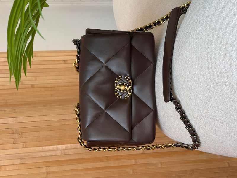 Сумка Chanel 19 Large Handbag Brown/Gold 991276 фото