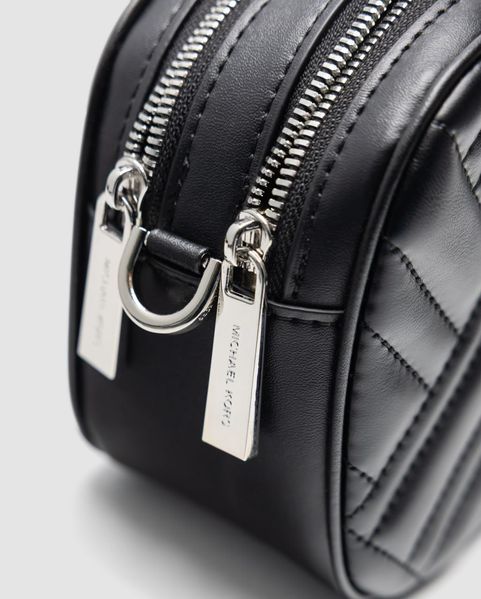Michael Kors Jet Set Charm Small Quilted Camera Crossbody Bag B