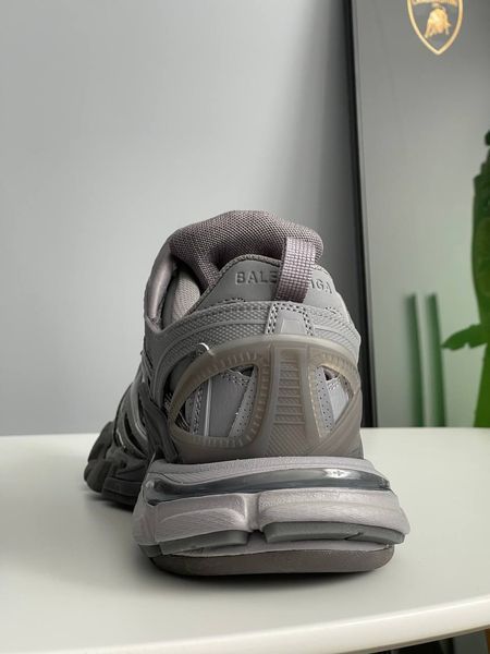 Кросівки Balenciaga Track 2 Grey 568614 2035 фото