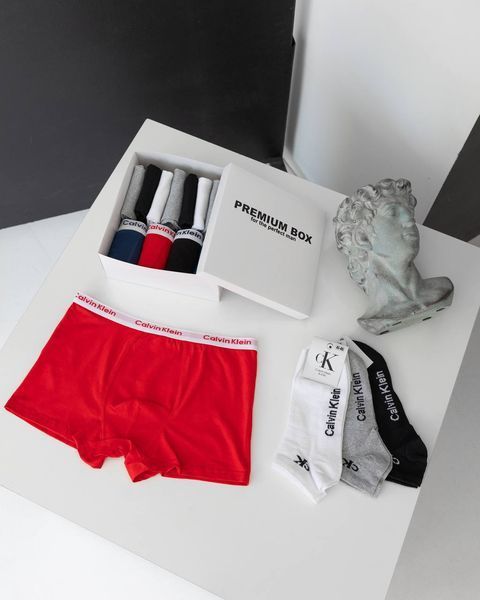 Комплект "Calvin Klein" 4 штук белья + 8 пар носков 115 фото