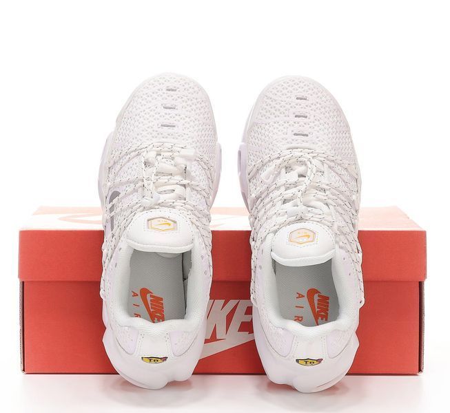 Жіночі кросівки Nike Air Max Tn Plus 14615 фото