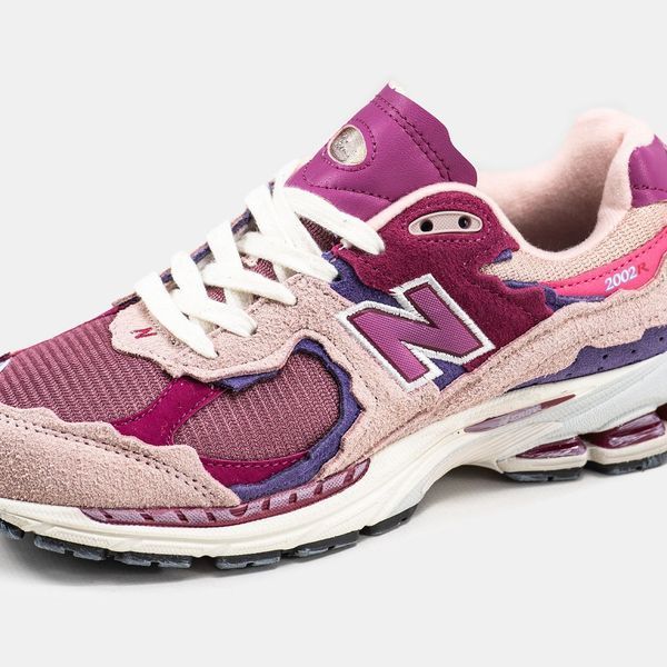 Женские кроссовки New Balance 2002R 739 фото