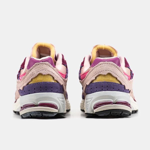 Женские кроссовки New Balance 2002R 739 фото