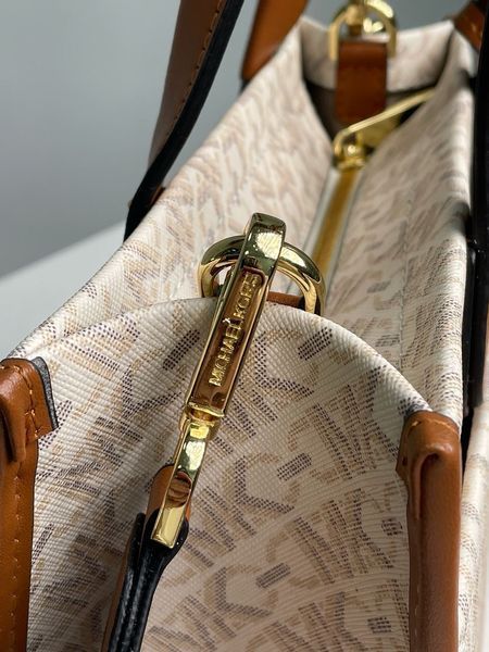 Сумкa Michael Kors GIGI LG Grab 99317 фото