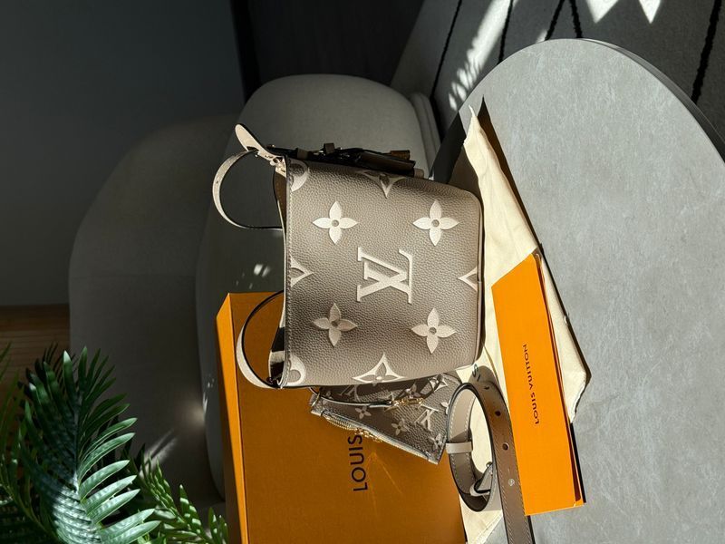 Louis Vuitton All In BB Bag Bicolor Monogram Empreinte Leather 991274 фото
