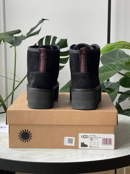 UGG Neumel Platform Zip Slipper Black 1427 фото