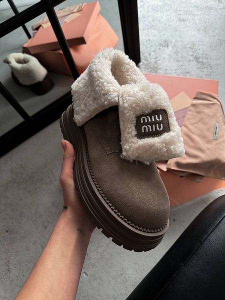 Miu Miu Boots Khaki M004 фото