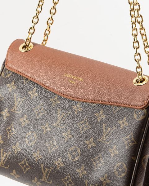Louis Vuitton Shoulder Bag A0527 фото