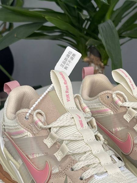 Nike Lunar Roam 1548 фото