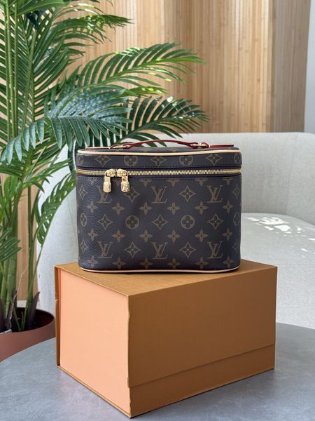 Louis Vuitton Nice BB Vanity Case Monogram Canvas