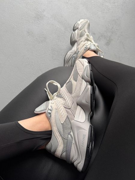 Кросівки New Balance 9060 Light Grey/Beige 0455 фото