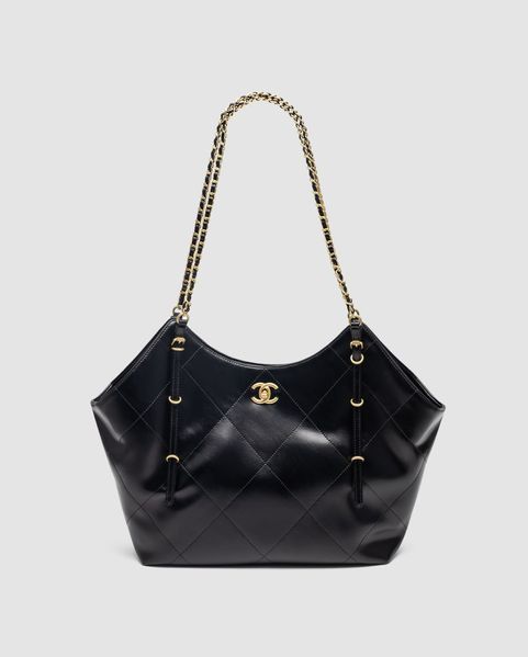 Chanel 25S Maxi Tote Bag in Black