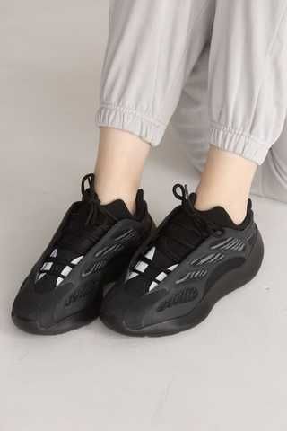 Adidas Yeezy 700 V3 купити в ShoeStore