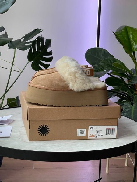 UGG Funkette Slipper Platform Chestnut 1122 фото