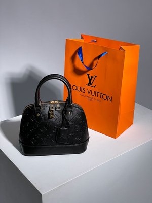 Сумкa Louis Vuitton Alma Total Black 1123 фото