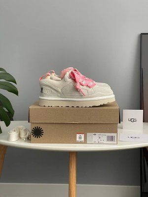 UGG Lowmel Sneaker Love Light Grey 1704 фото