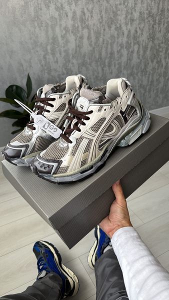 Balenciaga Runner Vintage Bone BL018 фото
