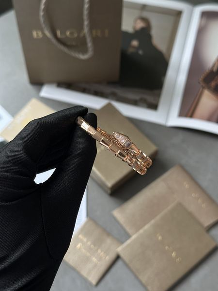 Браслет Bvlgari Serpenti Viper Diamond Bracelet 18K Rose Gold JW0309 фото