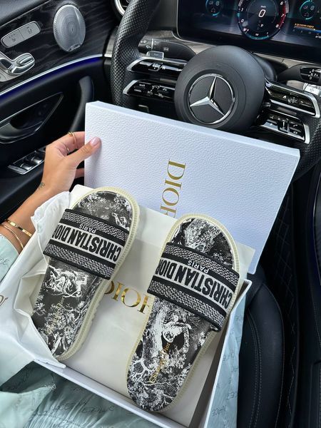 Dior Sandal D024 фото