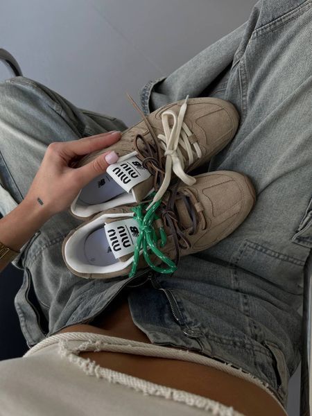 New Balance x Miu Miu 530 00589 фото